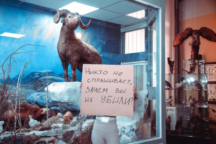 Employees of Russian institutions of culture launched the "bored" quarantine flashmob Employees of Russian institutions of culture launched the "bored" quarantine flashmob