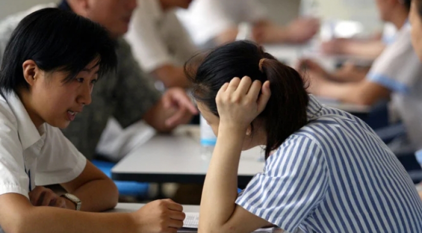 En China, elevar la edad de consentimiento para los escándalos sexuales con menores de edad En China, elevar la edad de consentimiento para los escándalos sexuales con menores de edad