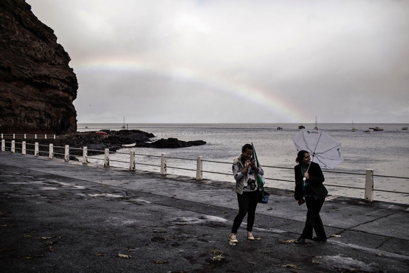 En la isla donde Napoleón fue enterrado, en reposo el más inútil del aeropuerto en el mundo En la isla donde Napoleón fue enterrado, en reposo el más inútil del aeropuerto en el mundo
