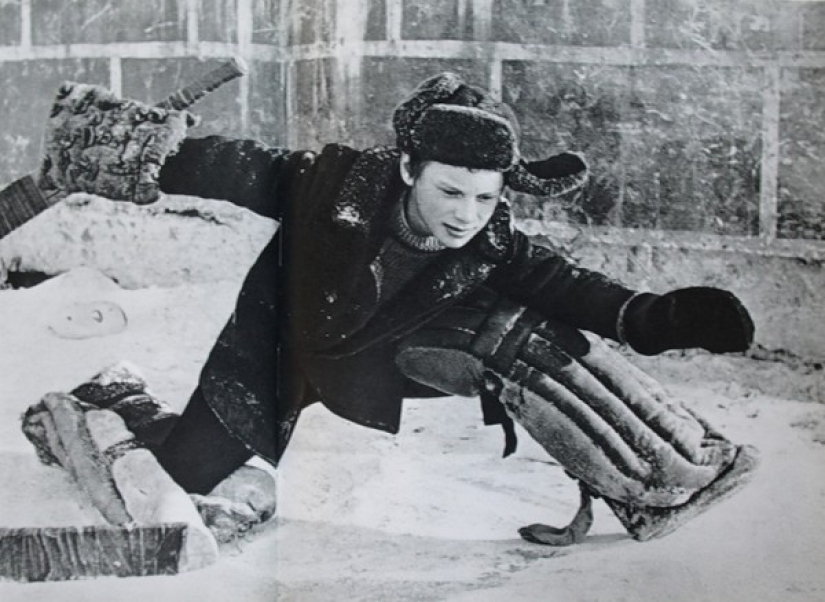 En las olas de la memoria: ¿cómo hemos vivido y jugado en los patios de nuestra infancia