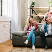 Entrenadores de la historia: como el de los muebles se ha convertido en una parte integral de la vida de las familias Británicas