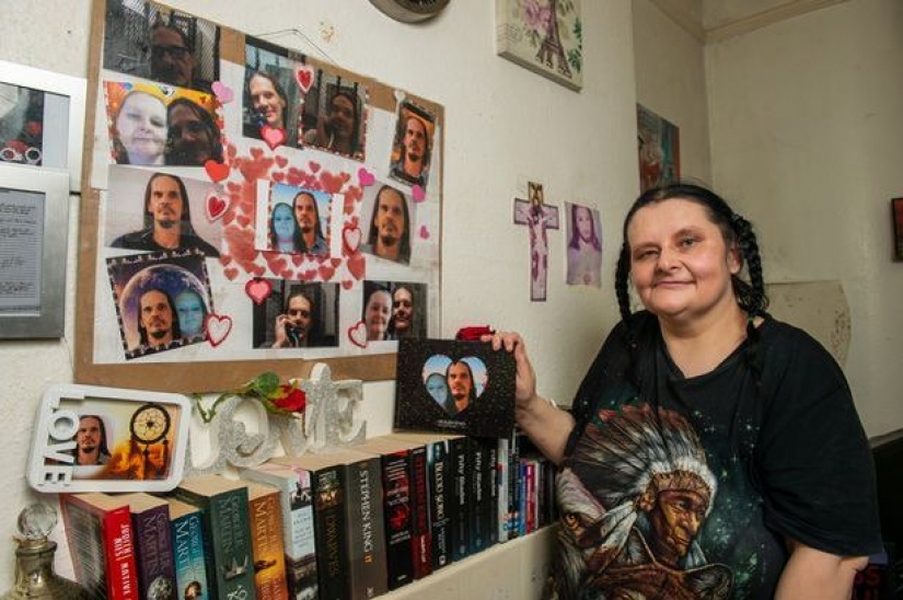 "Ernest doesn't scare me": the British in love by correspondence into a serial killer