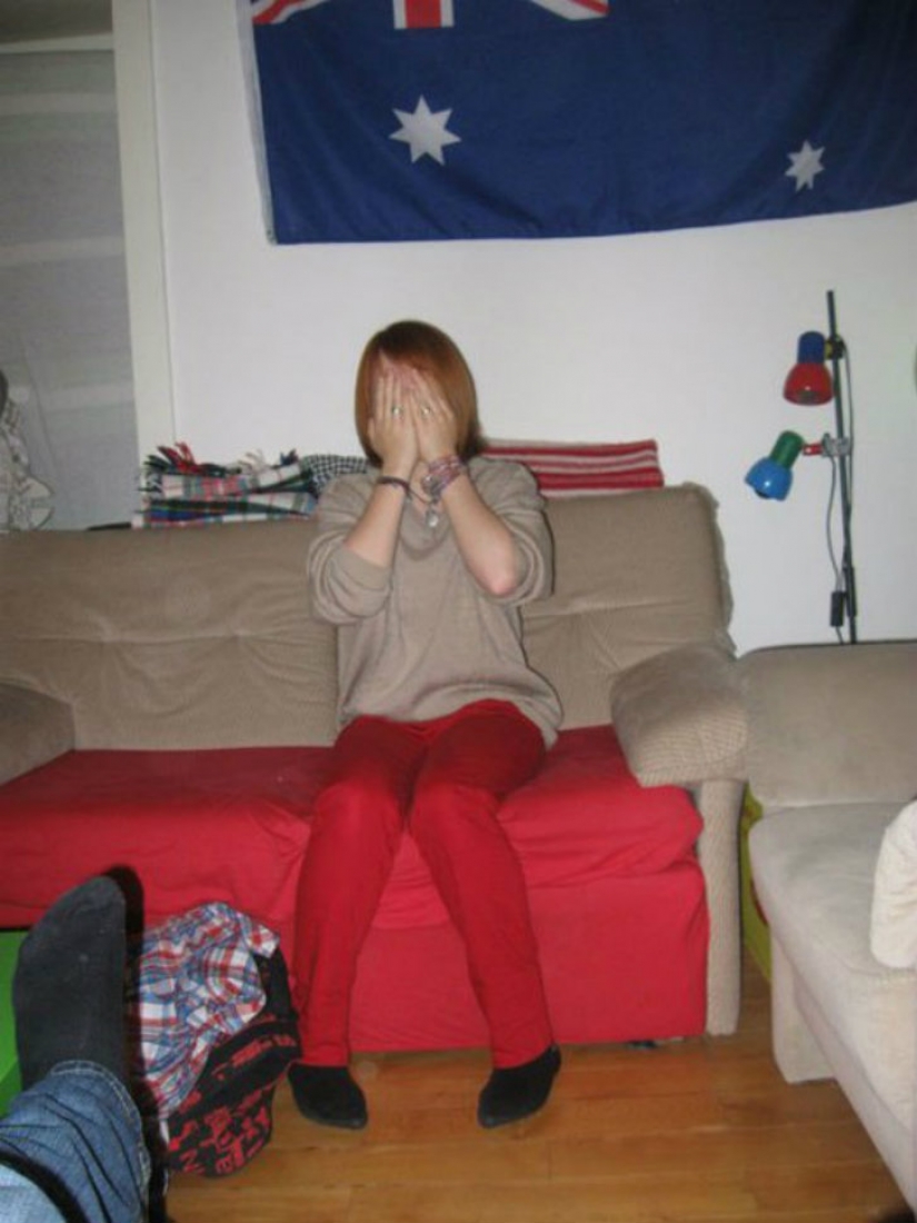 Ese momento incómodo cuando usted se viste como un sofá