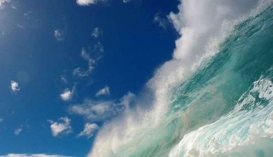 Esto es cómo los fotógrafos disparar olas gigantes en la playa Esto es cómo los fotógrafos disparar olas gigantes en la playa