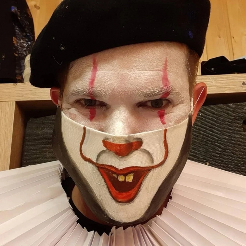 Every day new mask: challenge Austrian artist continues!