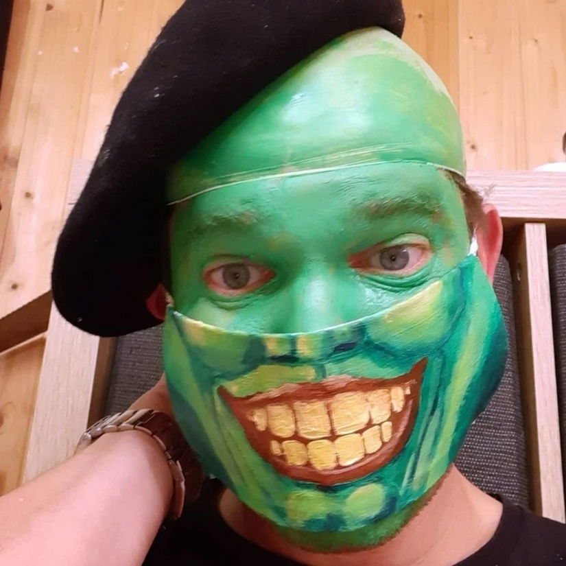 Every day new mask: challenge Austrian artist continues!