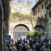 False attraction, gathering crowds of tourists, ready to believe any tales