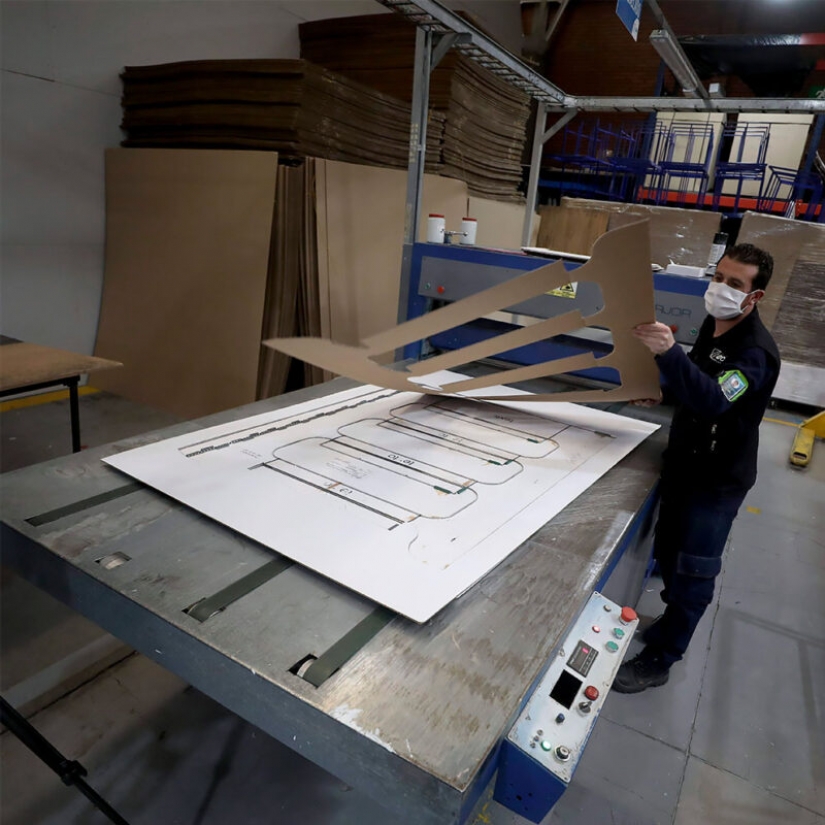 Flick of the wrist, the bed turns into a coffin for the patients who died of coronavirus