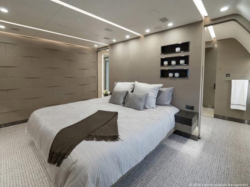 Flying penthouse: on Board the ship, the rent of which will cost 25 thousand dollars an hour