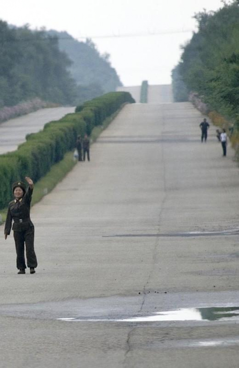 Forbidden photos of North Korea, filmed with a hidden camera Forbidden photos of North Korea, filmed with a hidden camera
