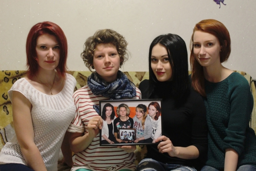 Four girlfriends from Russia 7 years did a joint photo, and this is what came of it