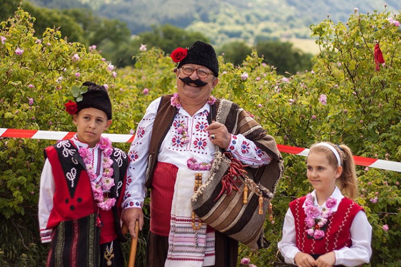 Gestures and actions that may be offensive in different countries Gestures and actions that may be offensive in different countries