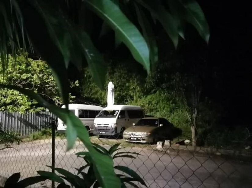 Ghosts pandemic: ghosts frighten the inhabitants of Indonesia and Malaysia during the quarantine