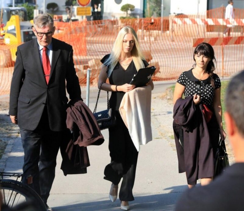 Girl sawed it off for the insurance money, but received a prison sentence