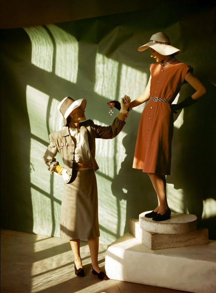 Glamorous 40s in color and excellent quality