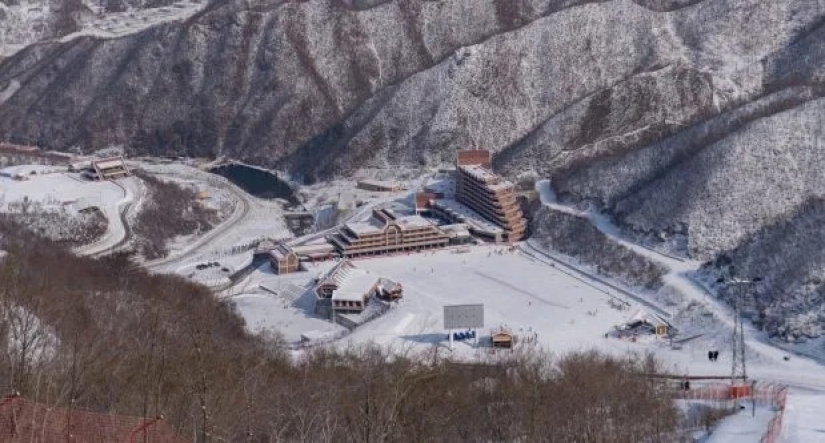 Golden idol: the luxurious life of Kim Jong-UN