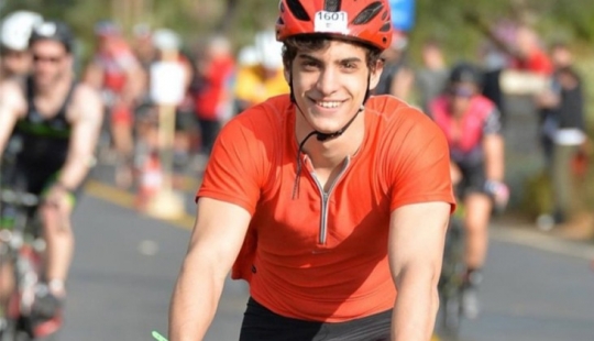 Greek student because of the quarantine crossed Europe by bike