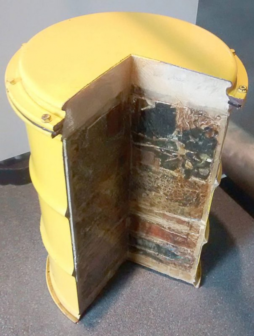 Hanging pear you cannot eat: how food is photographed for advertising