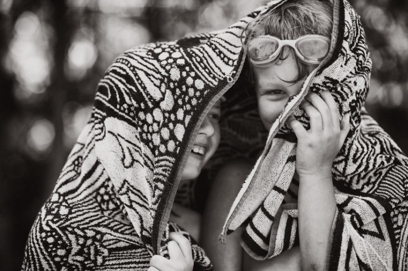 Happy childhood without computer and Internet