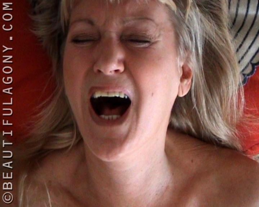 Hermosa agonía franqueza sin exposición