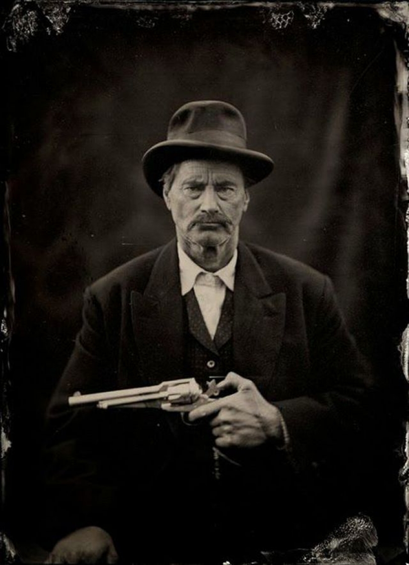 Hollywood stars captured by a camera of the XIX century Hollywood stars captured by a camera of the XIX century