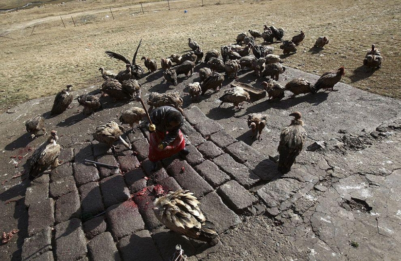 How is "sky burial" in Tibet