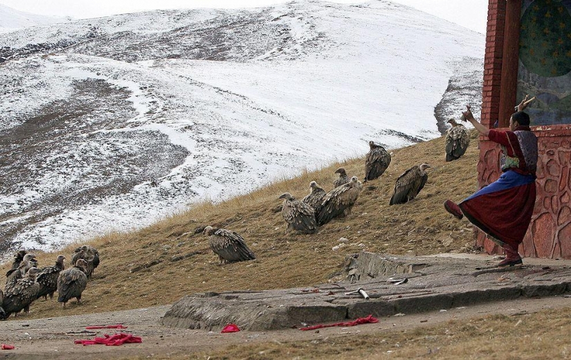 How is "sky burial" in Tibet