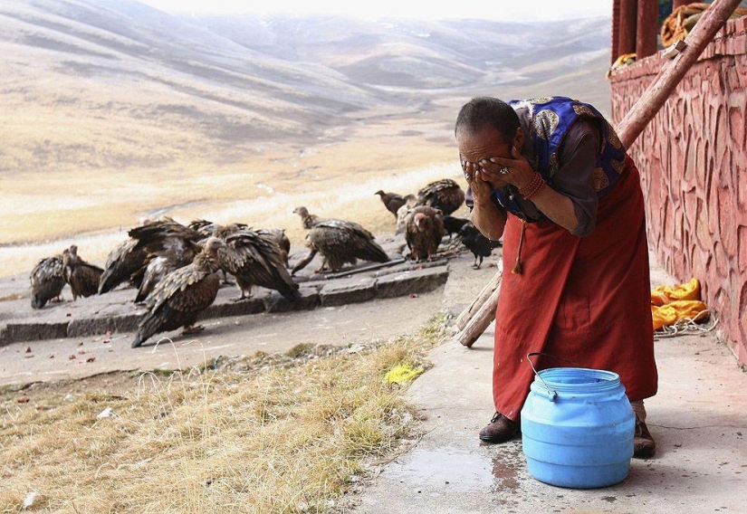 How is "sky burial" in Tibet