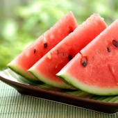 How to choose sweet and juicy watermelon