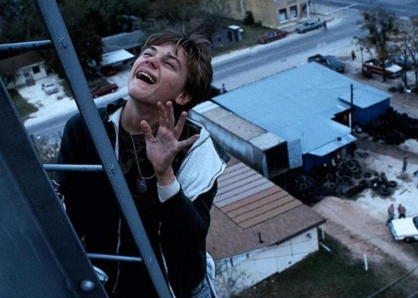 How to look famous Hollywood actors in their first movies How to look famous Hollywood actors in their first movies