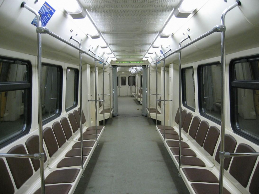 How to look like subway cars from different countries and eras How to look like subway cars from different countries and eras