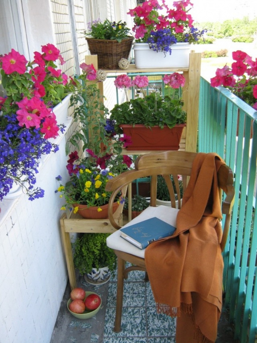 How to turn a balcony into a heavenly place: 7 useful tips and 30 adorable examples