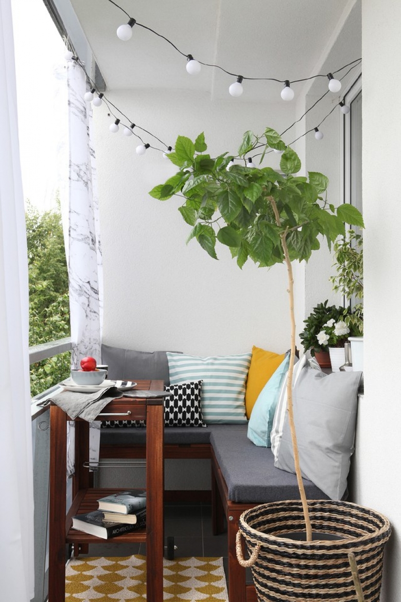 How to turn a balcony into a heavenly place: 7 useful tips and 30 adorable examples