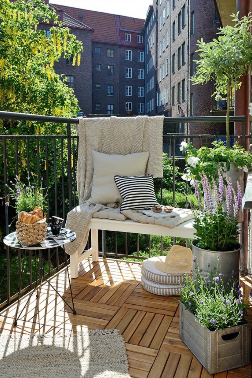 How to turn a balcony into a heavenly place: 7 useful tips and 30 adorable examples