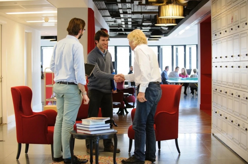 Humanity is everywhere: 10 things that makes Richard Branson to always be successful
