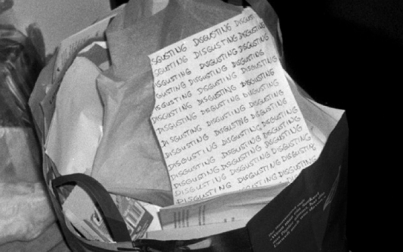 "I want to disappear": a frighteningly honest photo project about bulimia