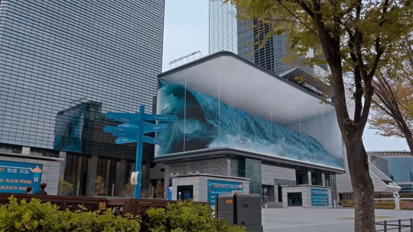In Seoul appeared the largest anamorphic illusion in the world In Seoul appeared the largest anamorphic illusion in the world