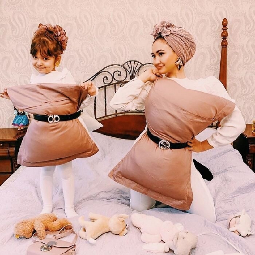 In the network appeared the new quarantine trend — dress-pillow