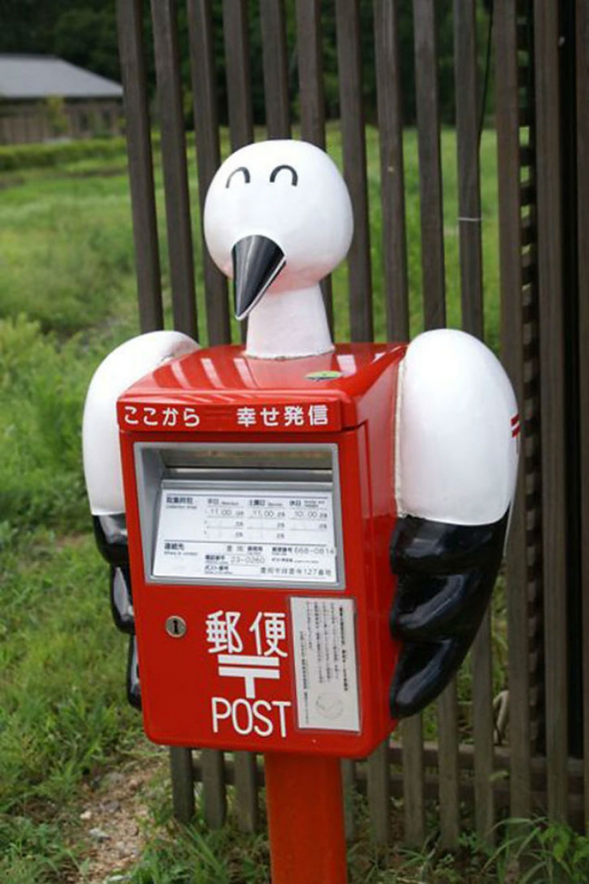 Incluso los buzones de correo en Japón, así, muy extraño