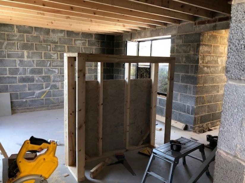 Increíble transformación: el Británico transformó la vieja casa en una mansión de lujo