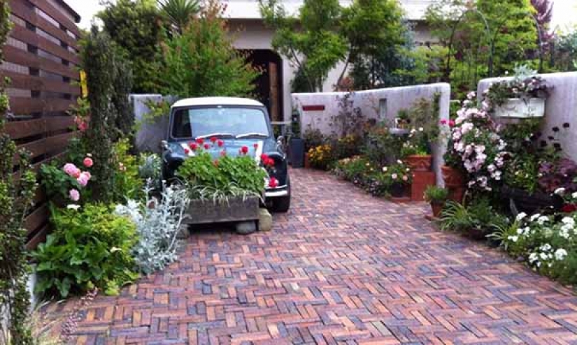 Ingeniosos gigolo años a seducir a las mujeres, haciéndose pasar por un agente de la CIA Ingeniosos gigolo años a seducir a las mujeres, haciéndose pasar por un agente de la CIA