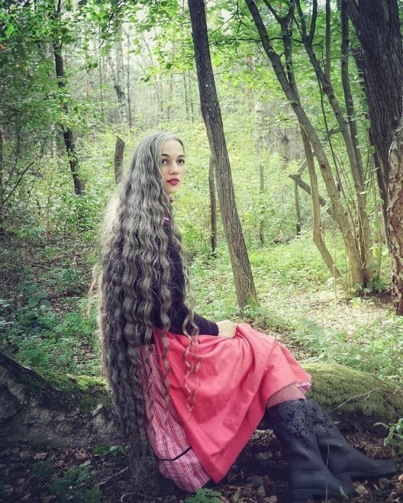 Inspirational stories of women who accept and love your gray hair