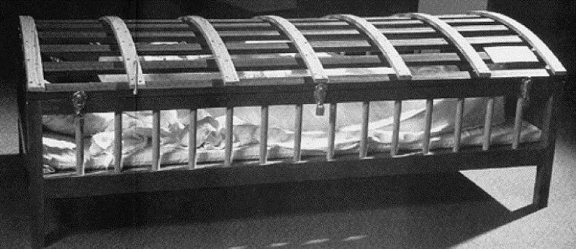 Instrumentos médicos de los últimos — los instrumentos de la tortura o de lifeline