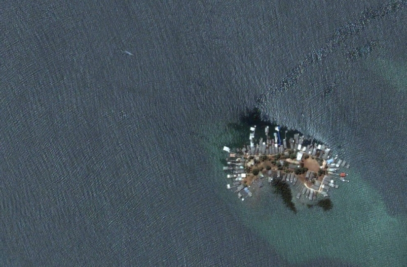 Interesting objects "Google Earth"