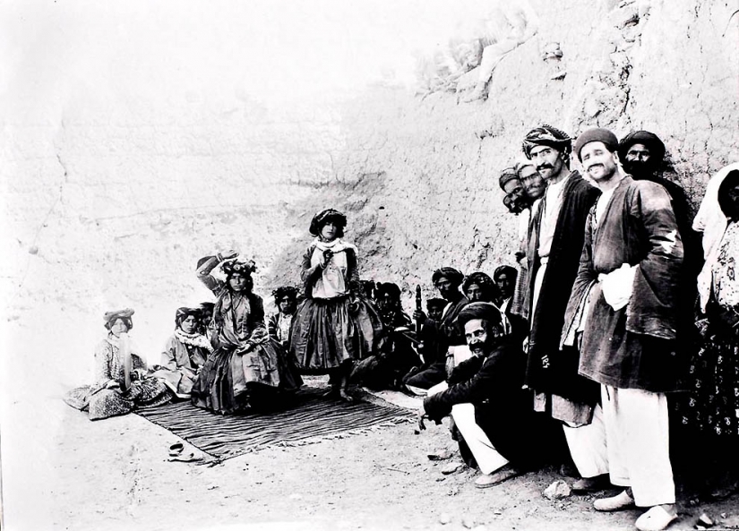 Iran in 1901 in the lens of Anton Quite