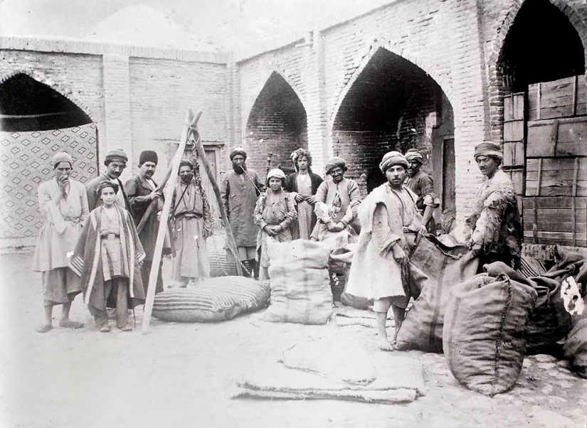 Iran in 1901 in the lens of Anton Quite