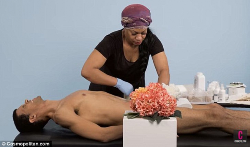 It hurts me, it hurts: how men do hair removal bikini zone