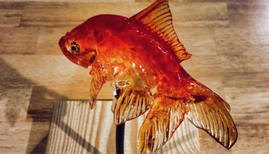 Japanese master making realistic candy canes — this recipe 1200 years