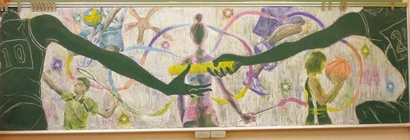 Japanese students create incredible beauty of the drawings on the school boards Japanese students create incredible beauty of the drawings on the school boards