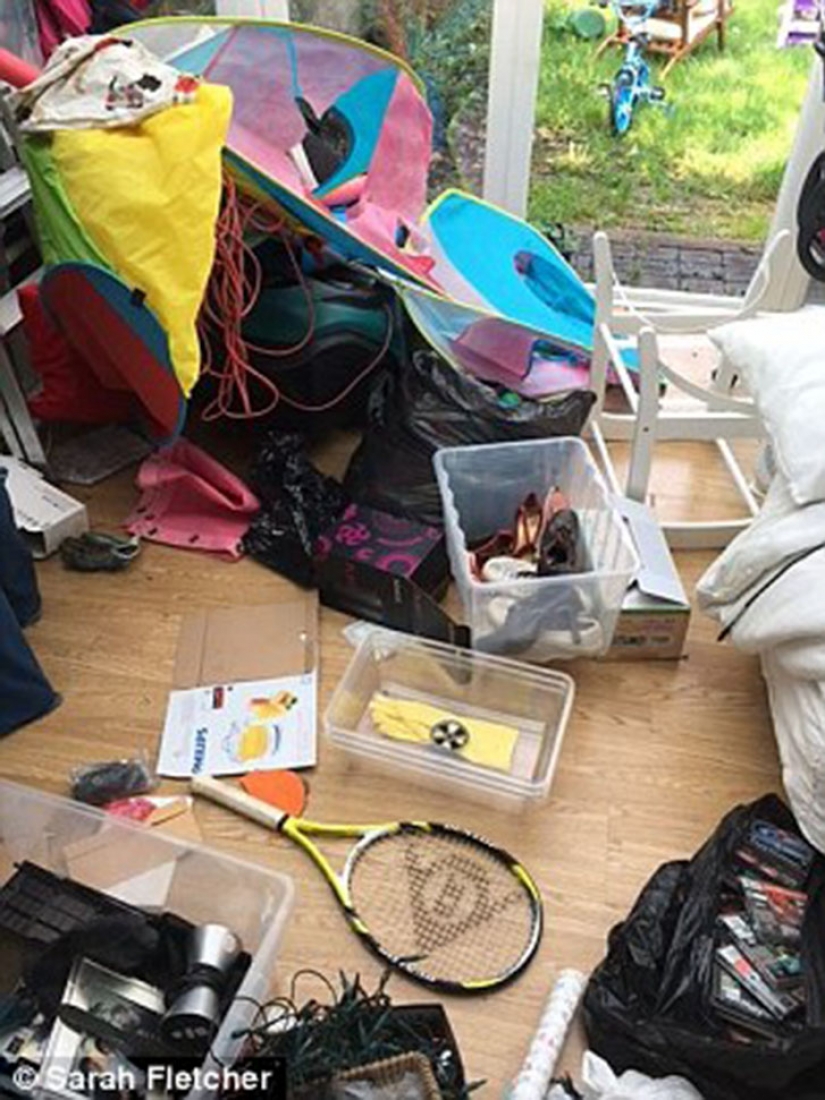 Kill a hoarder: how to destroy the mess in the room with the help of a specialist